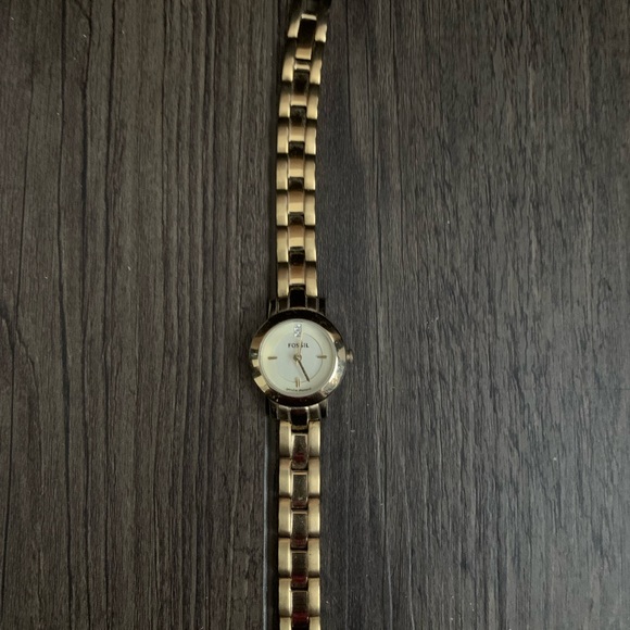 SOLD - Fossil Gold-Tone Women's Watch - Picture 4 of 10